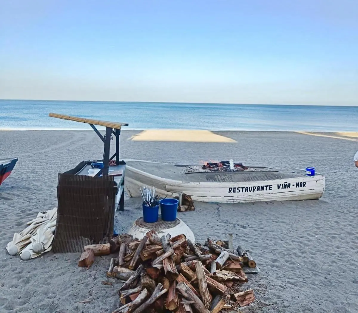 Beachfront 3 Bed Apt سان لويس ذي سابينيل